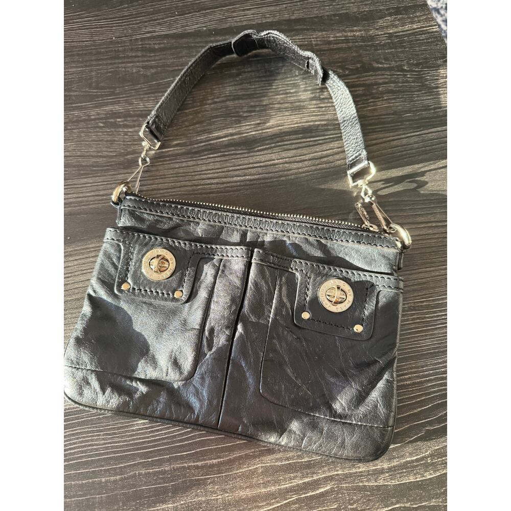MARC BY MARC JACOBS Totally Turnlock Percy Black and Silver Crossbody